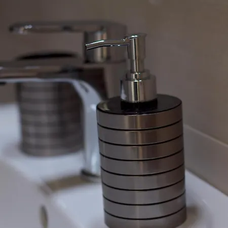 Appartamento Modern In *