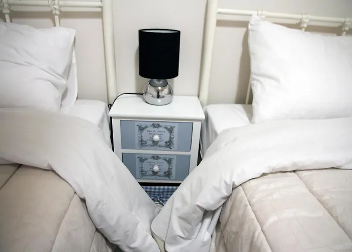 דירה Modern In קלמאטה